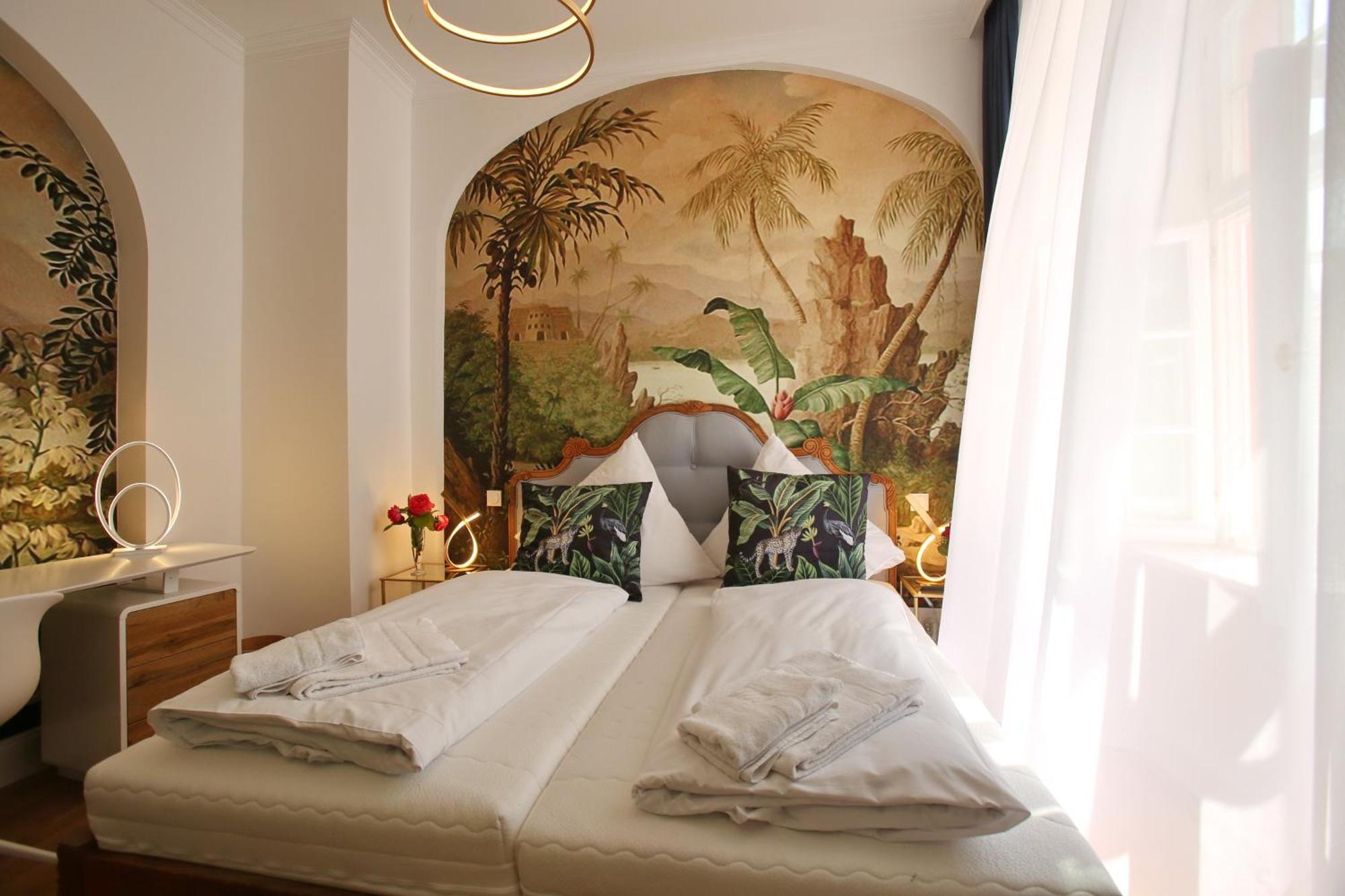 Weisses Ross Designhotel Кирхгаймболанден Экстерьер фото